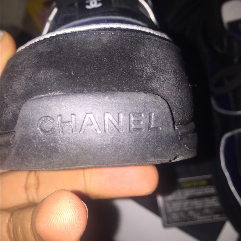 ✨Chanel runner ✨ - Picture 3 of 6